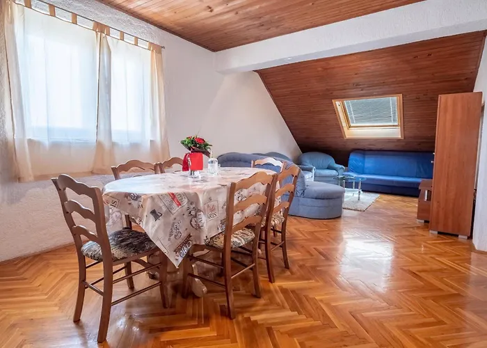With Parking Space - 23289 Apartment Crikvenica